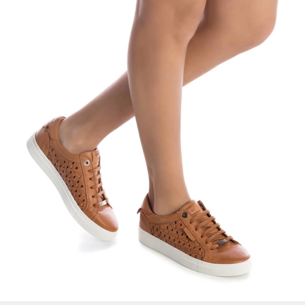 Carmela Tan Leather Sneakers (9.5)